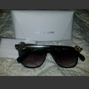 Michael Kors Other - Michael Kors Women's Gradient Black Sunglasses Michael Kors Other - Michael Kors Women's Gradient Black Sunglasses